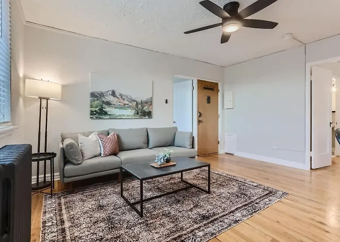Detroit By Modern Midstay - On City Park #T22